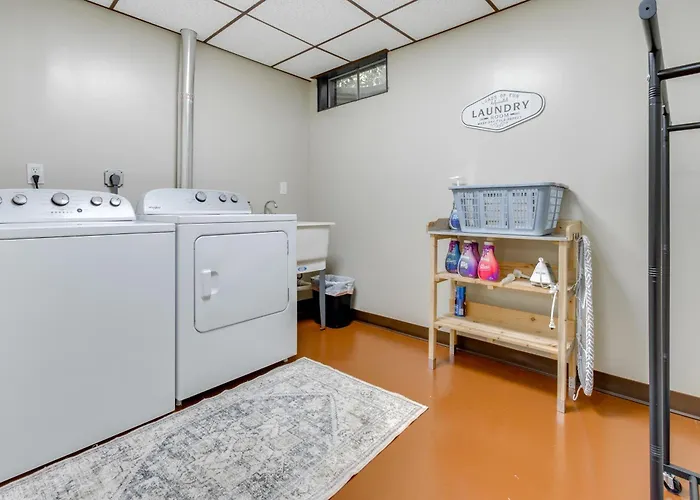 Hébergement de vacances 9 Mi To Downtown Rushville: Cozy Getaway W/ Grill *